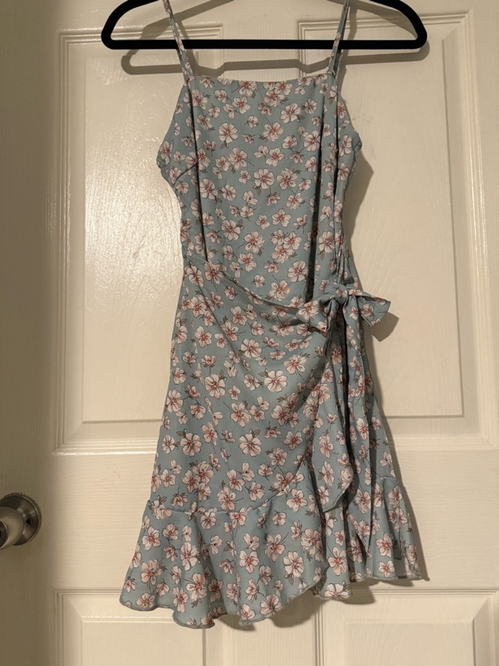 NWT Altar’d state Floral Tie-Waist Spaghetti Strap mini floral dress size XS